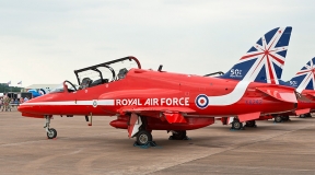 300-Hawk-Red-Arrows-XX-242_pho